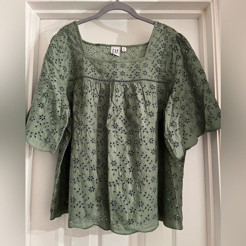 Gap Squareneck Eyelet Top Size X-Large
